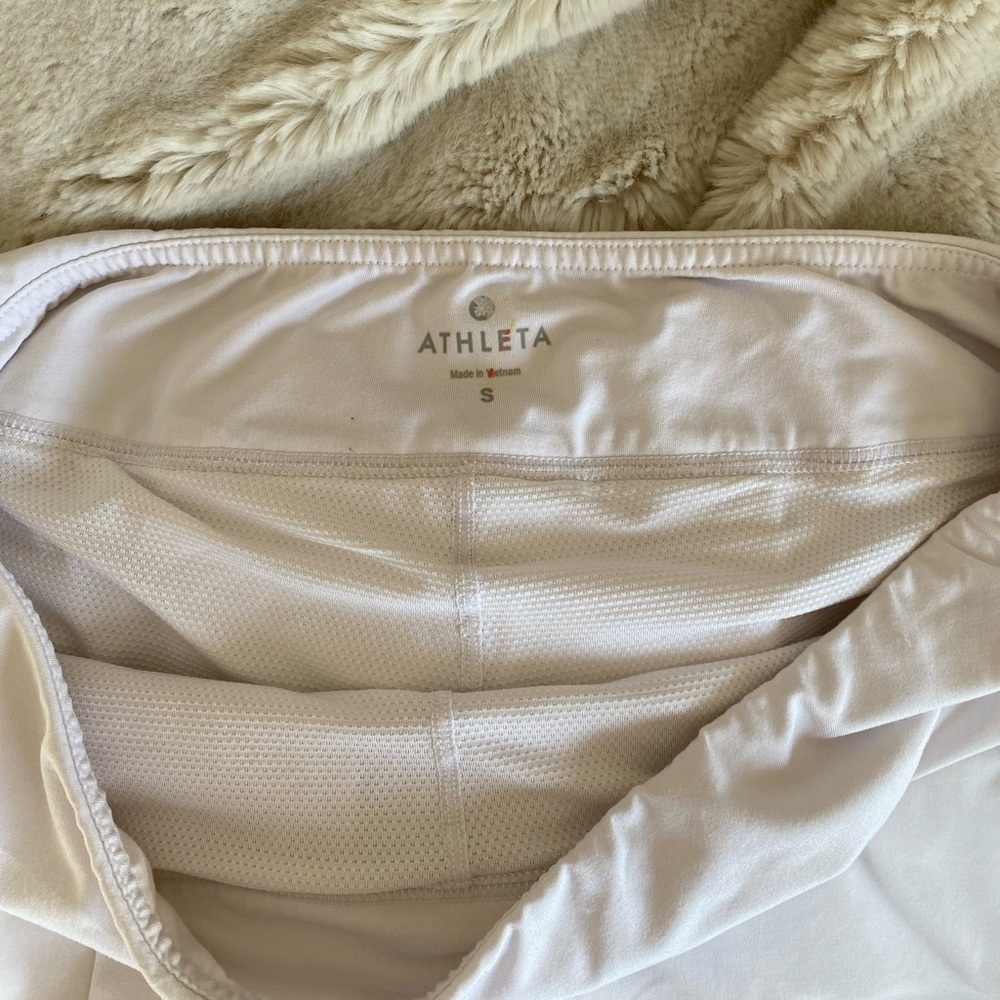 White Athleta Skirt / Skort - Size Small